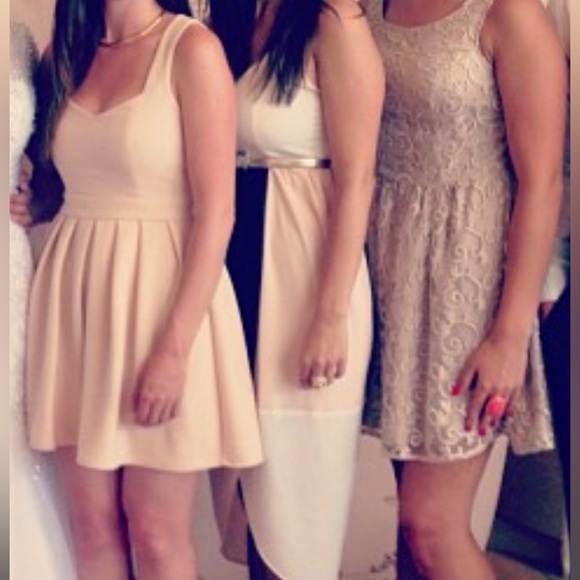 Chic Colorblock Dress - Picture 14 of 14